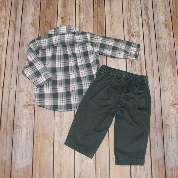 $8 or 3/$15 Carter's Matching set 6 months - Picture 2 of 7